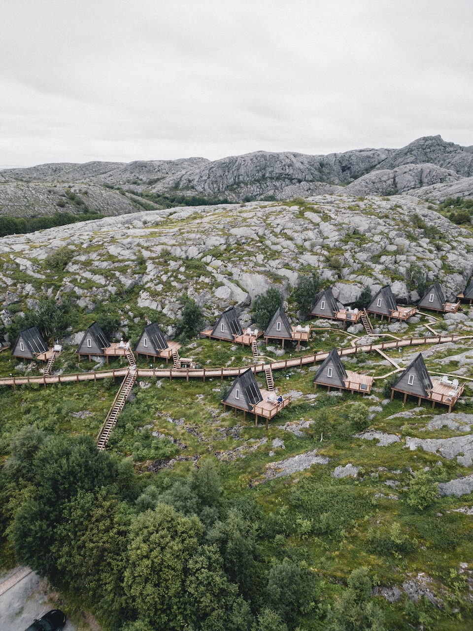 Camp Vega, Vega archipelago