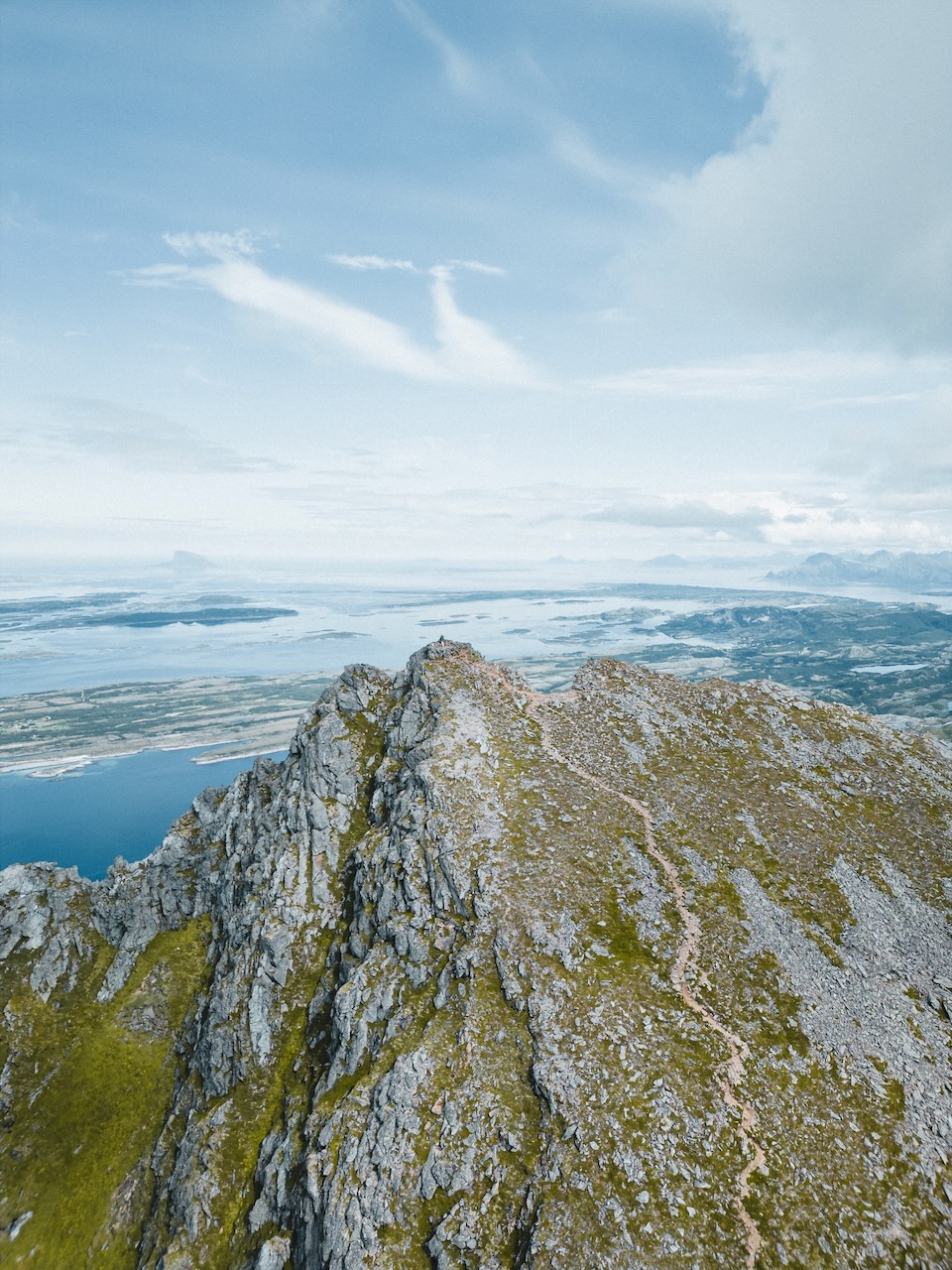Dønnamannen, Helgeland