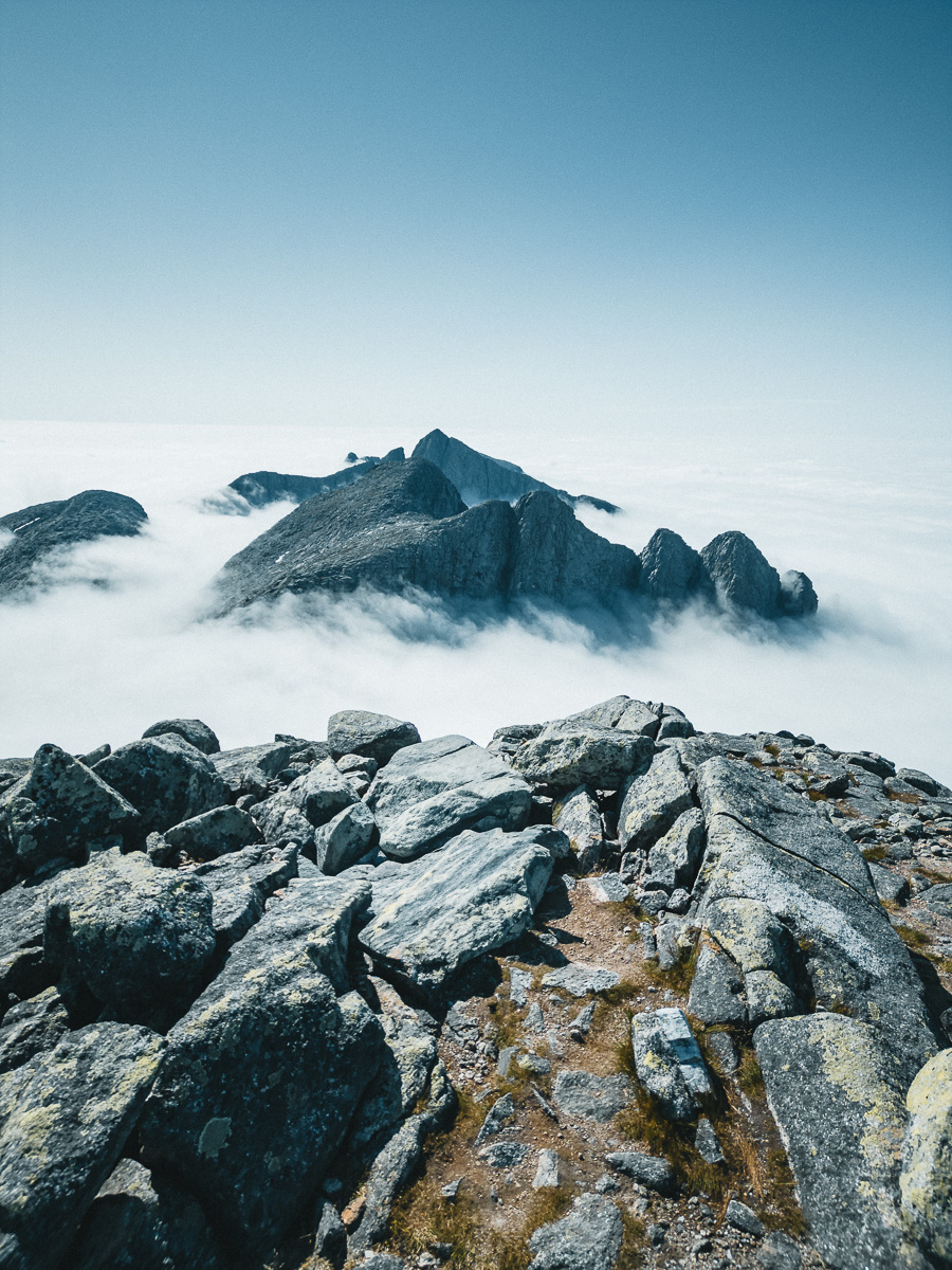 The Seven Sisters, Helgeland